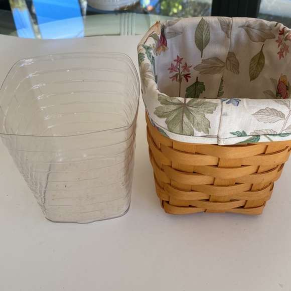Longaberger Basket - Picture 4 of 7